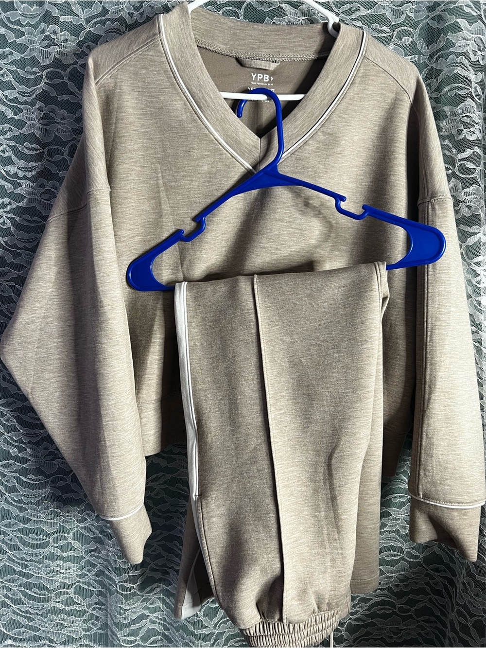 Abercrombie and Fitch Brown YPB NeoKNIT Sweat Suit 2 Piece Set Medium
